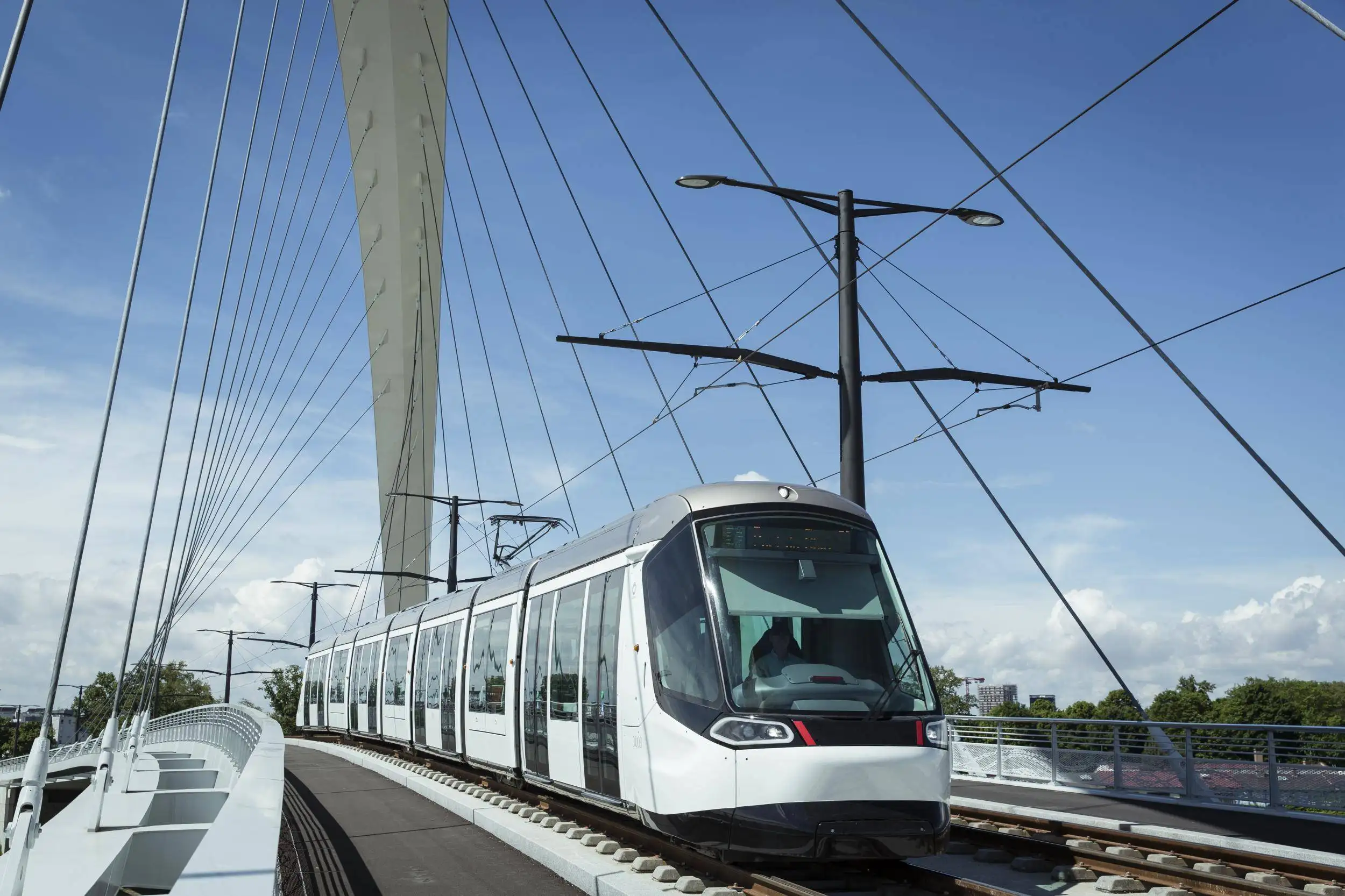 ARRIVATO A STRASBURGO IL PRIMO TRAM TRANSFRONTALIERO