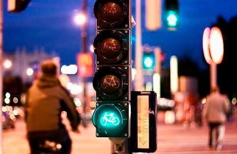 traffic+lights+biker