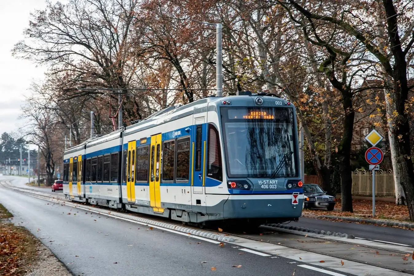 IL PRIMO TRAM-TRENO UNGHERESE