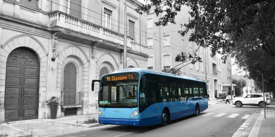 LECCE: REFERENDUM CONTRO IL FILOBUS OPPURE CONTRO IL TPL?