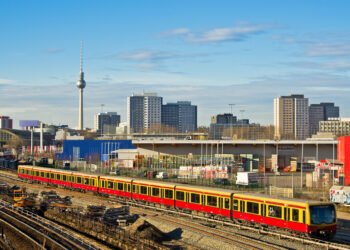 LA S-BAHN DI BERLINO IN VIAGGIO VERSO IL FUTURO